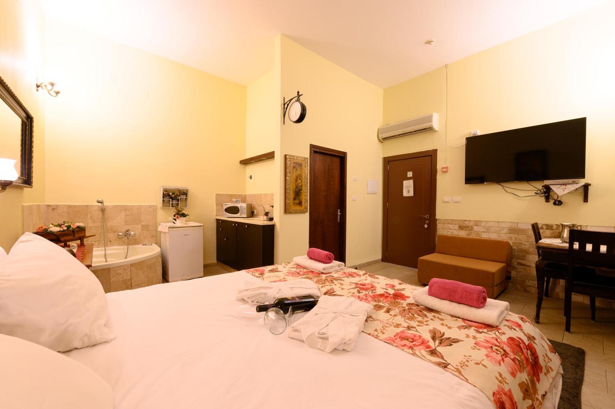 My Place In The Colony Zikhron Ya'akov Room photo